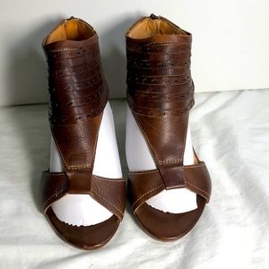 Pikolino brown leather heels.